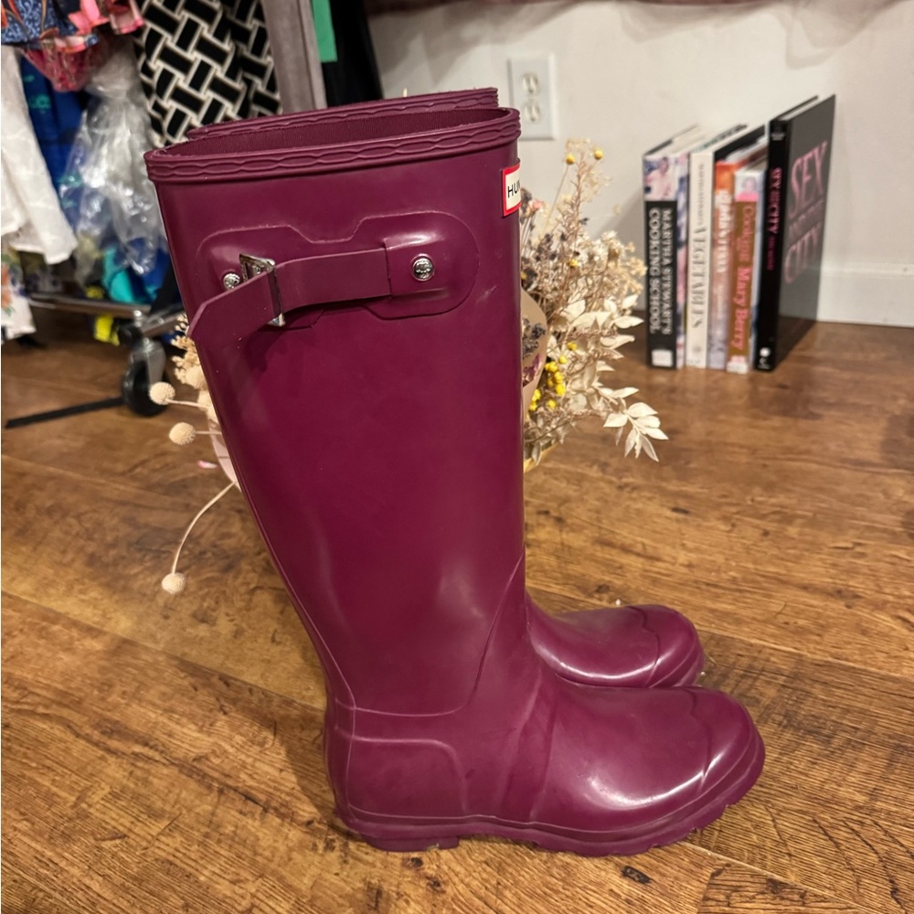 Hunter Purple Tall Boots Size 7 - Picture 7 of 7
